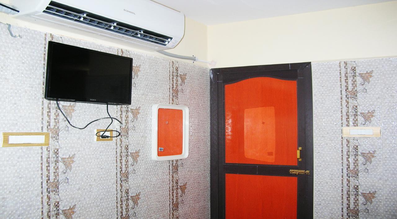 Hotel Sbs Residency Tirupati Renigunta Zimmer foto